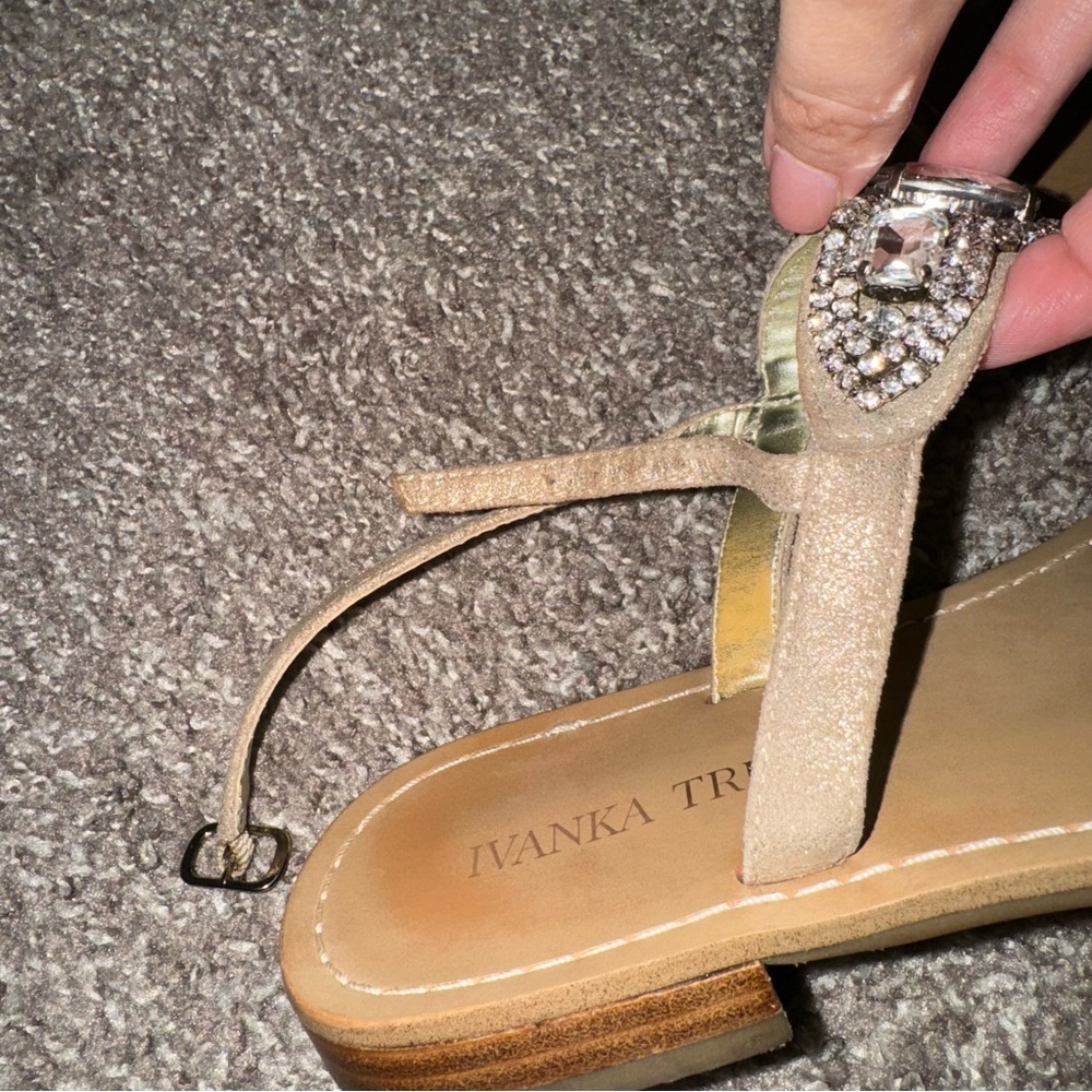 Ivanka Trump Rhinestone Gemstone Sandals Summer Neutral Taupe Tan Beige - Picture 7 of 8